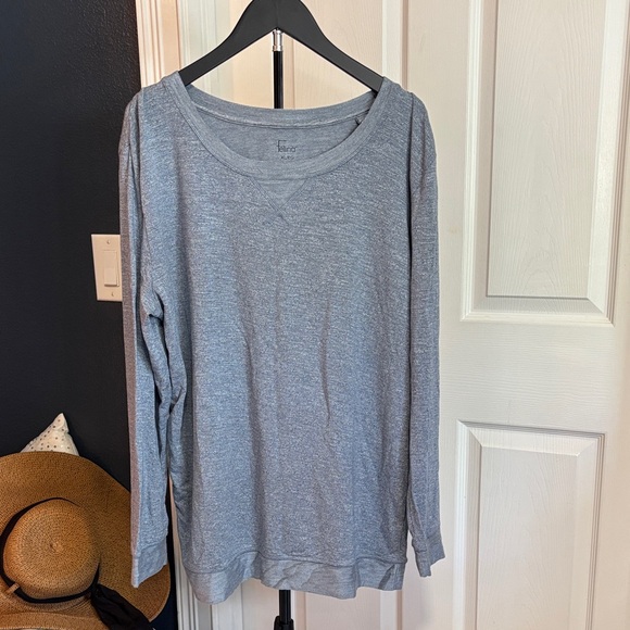 Felina Tops - Felina Heather Gray Long Sleeve Top